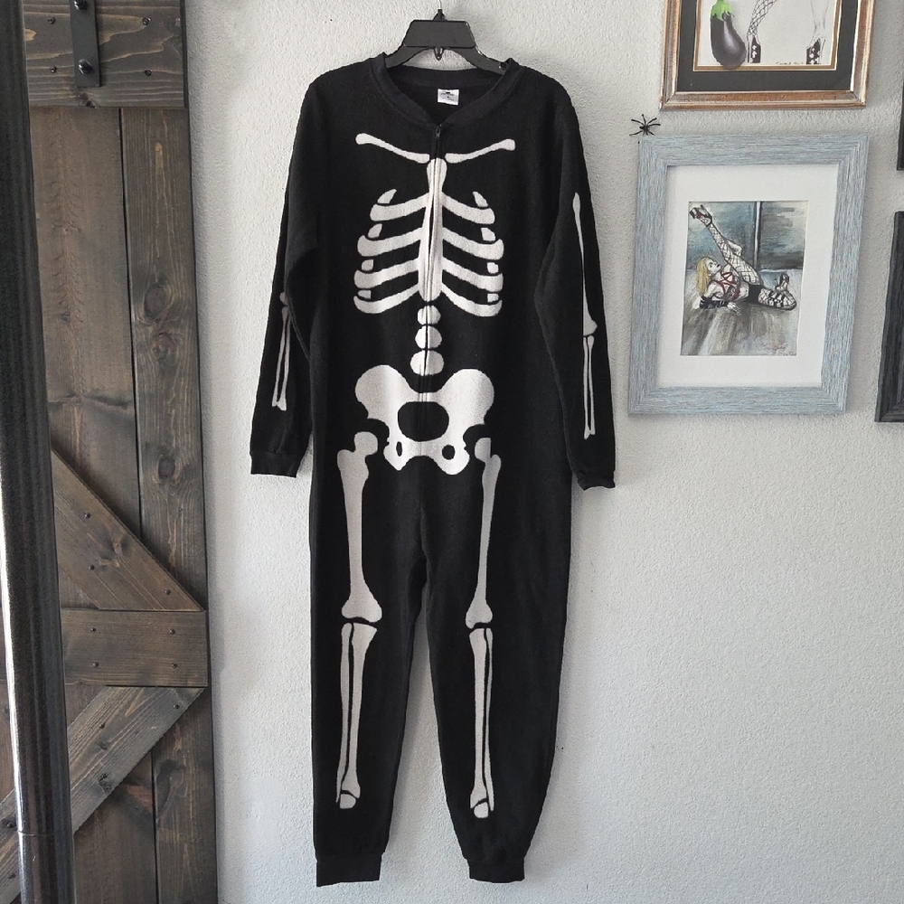 Black Skeleton Print Onesie Pajamas Large